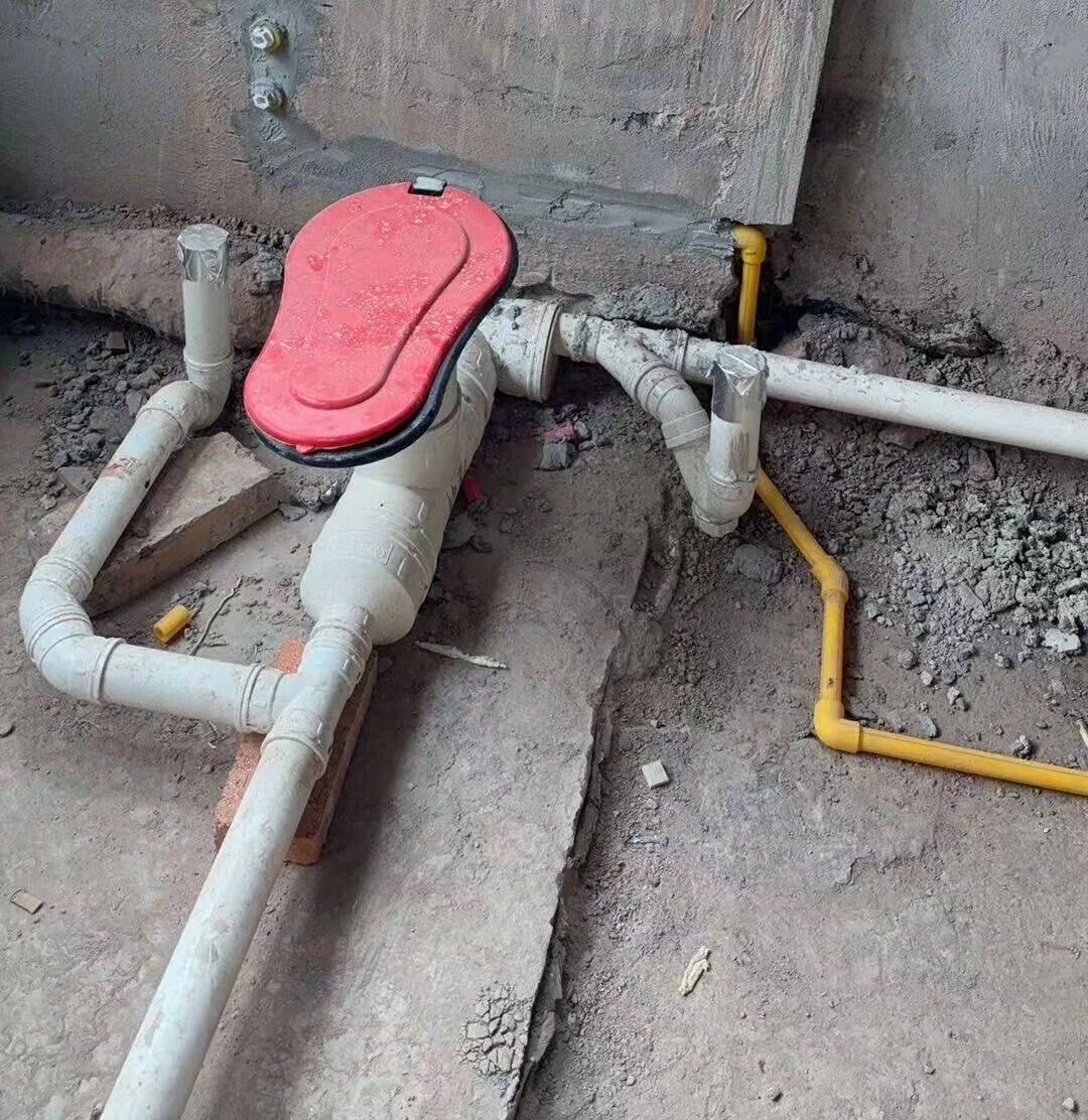 差別真的太大了！南京紅牛裝飾標(biāo)準(zhǔn)化水電工藝vs非正規(guī)／熟人施工隊的水電工藝！03