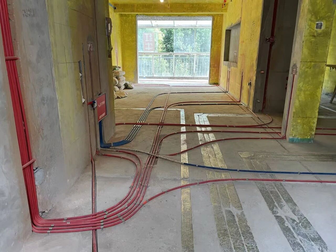 差別真的太大了！南京紅牛裝飾標(biāo)準(zhǔn)化水電工藝vs非正規(guī)／熟人施工隊的水電工藝！